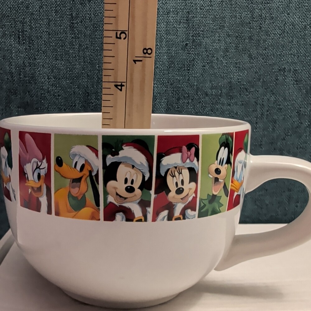 Disney Christmas Jumbo Mug Mickey Minnie Donald Goofy Pluto Galerie Oversized - Picture 7 of 16